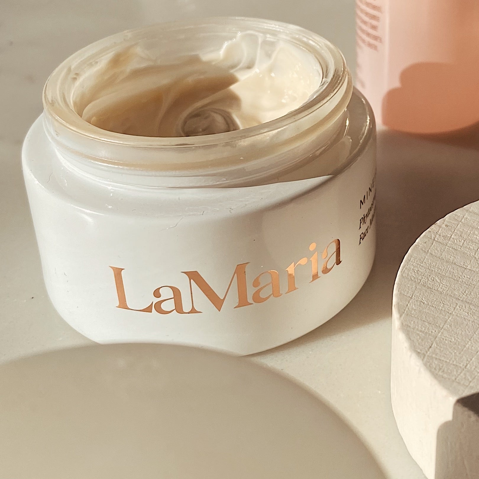 Mineira Phytoestrogen-Infused Face Moisturizer